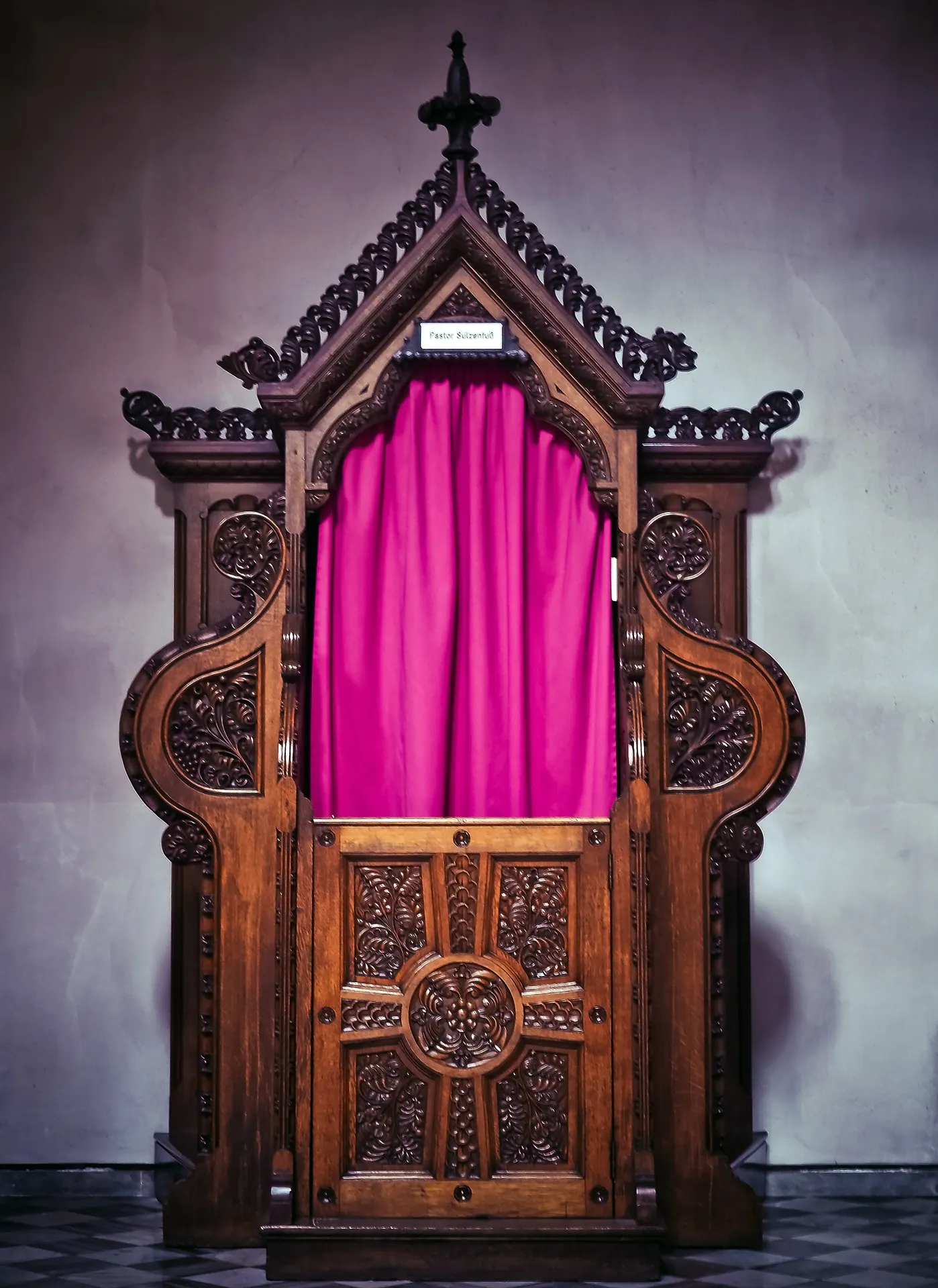 Confession booth 