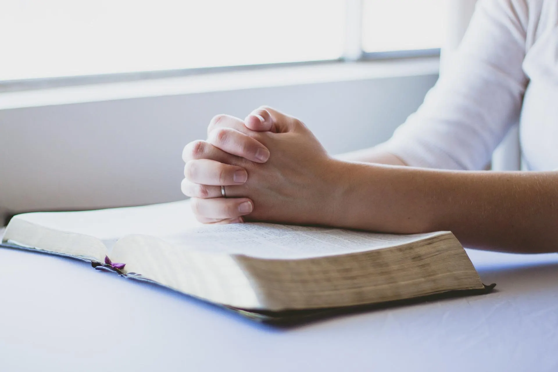 SHOULD WE REPEAT OR RECITE WRITTEN OR MEMORICED PRAYERS