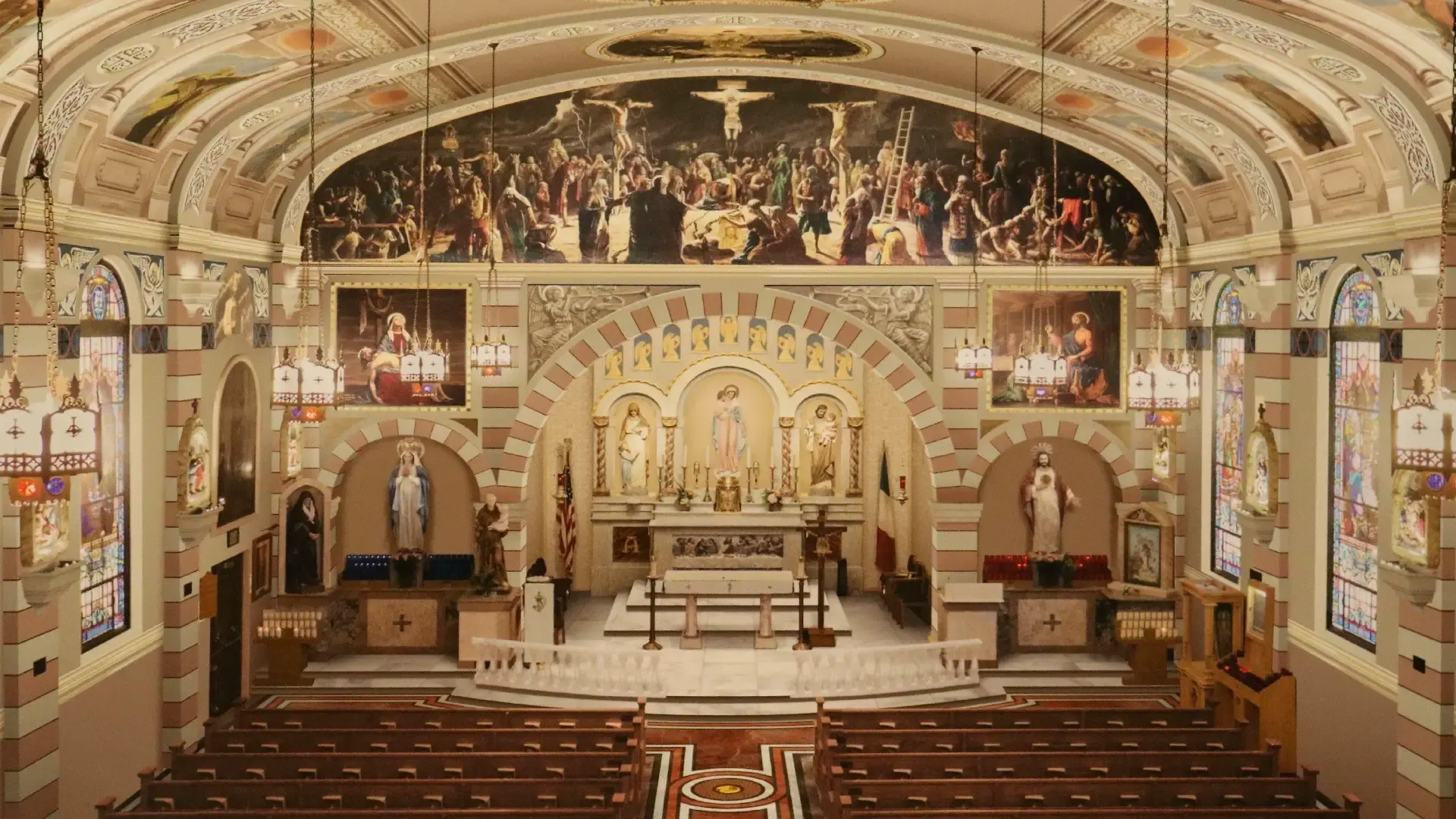 Beauty of Our Lady of the Rosary Church: ‘Garland of Roses’ in San Diego
