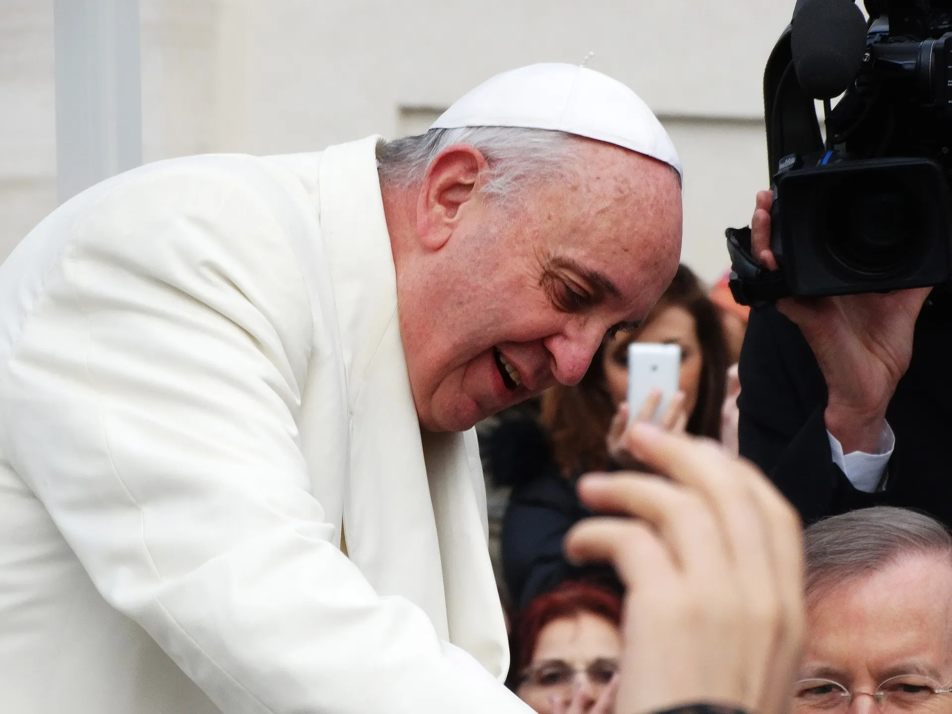 Pope Francis offers prayer to the victims of the deadly Islamic terrorist attack in Somalia