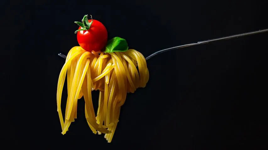 5 Catholic prayers before meal