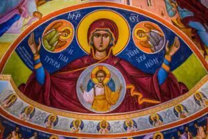 10 ways to Journey into the heart of Mary.
