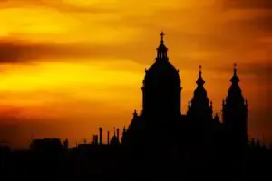 Catholic vs Roman Catholic : Differences and Similarities