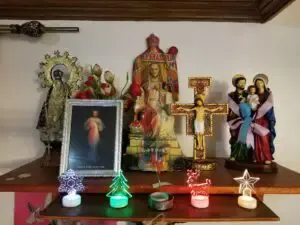 Are Catholic use of Images and Statues considered as idolatry