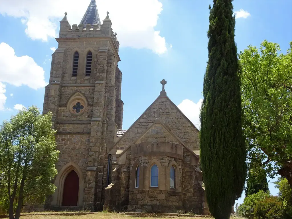 Pagkakaiba at Pagkakapareho sa Pagitan ng Simbahang Katoliko at Simbahang Anglican